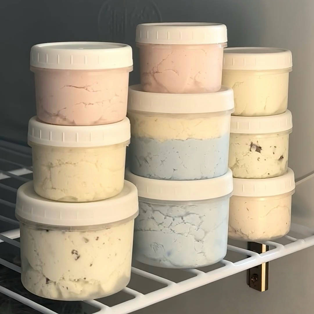 Wholesale of popular dry yogurt, Dudu cans, burnt agarwood cups, double-skin milk pudding, ice cream and popsicles in plastic boxes full figure