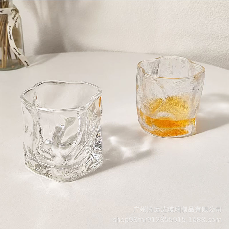 Japanese frosted high-end twist cup, glacier pattern glass cup, home drinking cup, coffee cup, whisky glass Specification drawing