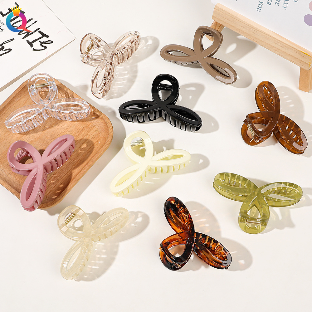 Qiyue Clover hair clips, ins, high-end look, shark hair clips, hair grippers, hair grippers, hair accessories, headwear wholesale full figure