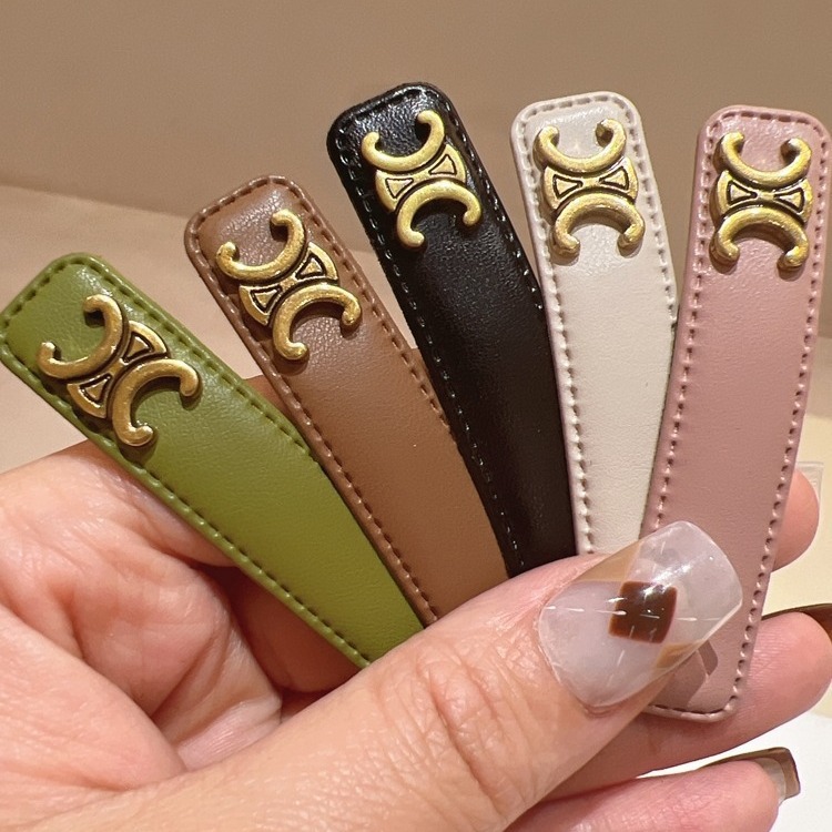 Arc de Triomphe letter pu leather hair clip, hair accessory, side clip, high-end French retro BB clip, new simple hair clip full figure