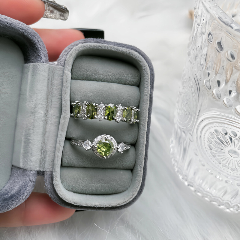 French exquisite olive green zircon full diamond open ring, a unique design for women's couple rings, sweet and cool light luxury accessories details Picture