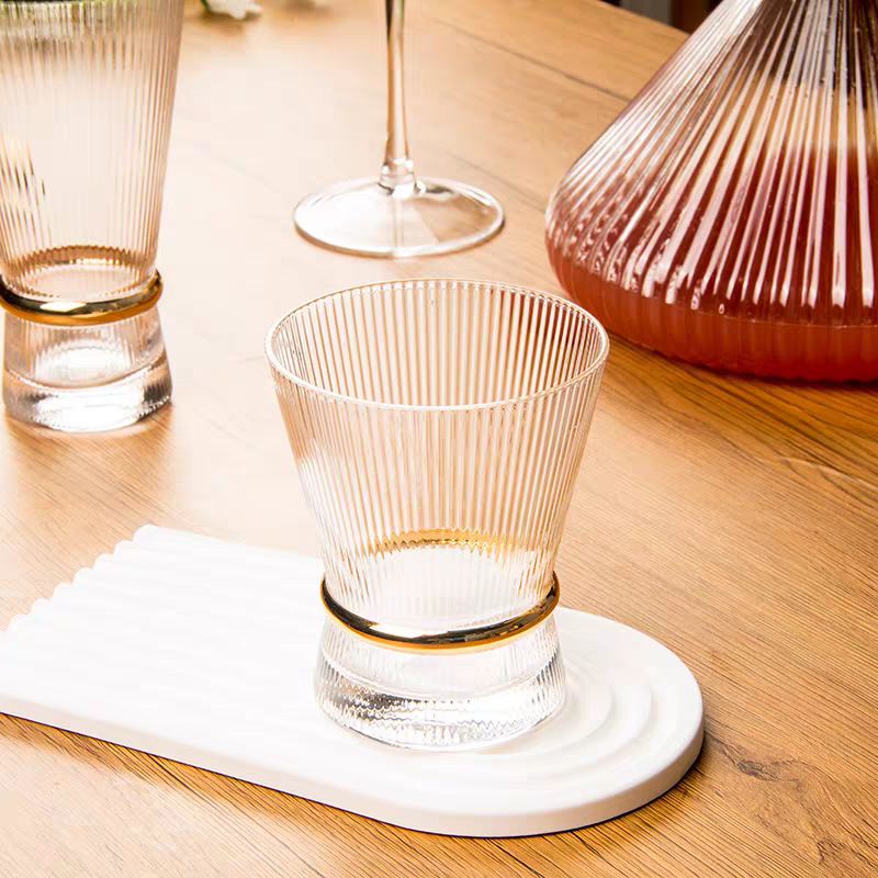 Nordic glass high-footed wine glasses, gold-rimmed red wine glasses, handcrafted champagne glasses, tight-ribbed water glasses, gold-belted chicken-tail glasses Specification drawing