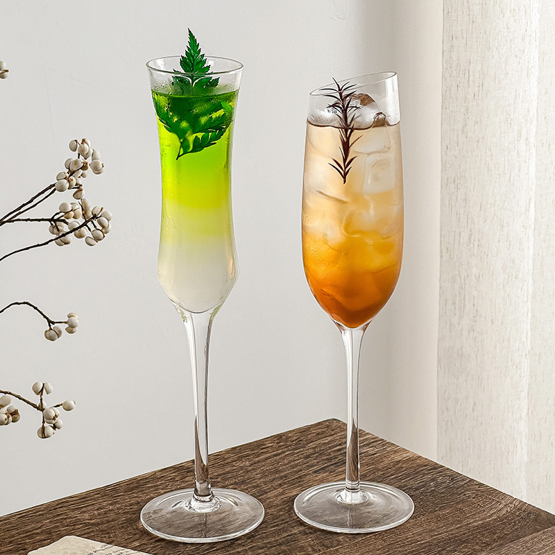 Classic glass champagne glass set: High appearance level straight tall glass for home use, and light luxury high-end cocktail glass for commercial use Application Scenario