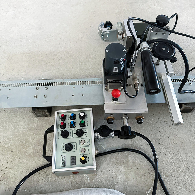 Automatic welding trolley, straight seam welding, straight rail, soft rail, argon arc MIG welding, swing type all-position circumferential seam track trolley details Picture