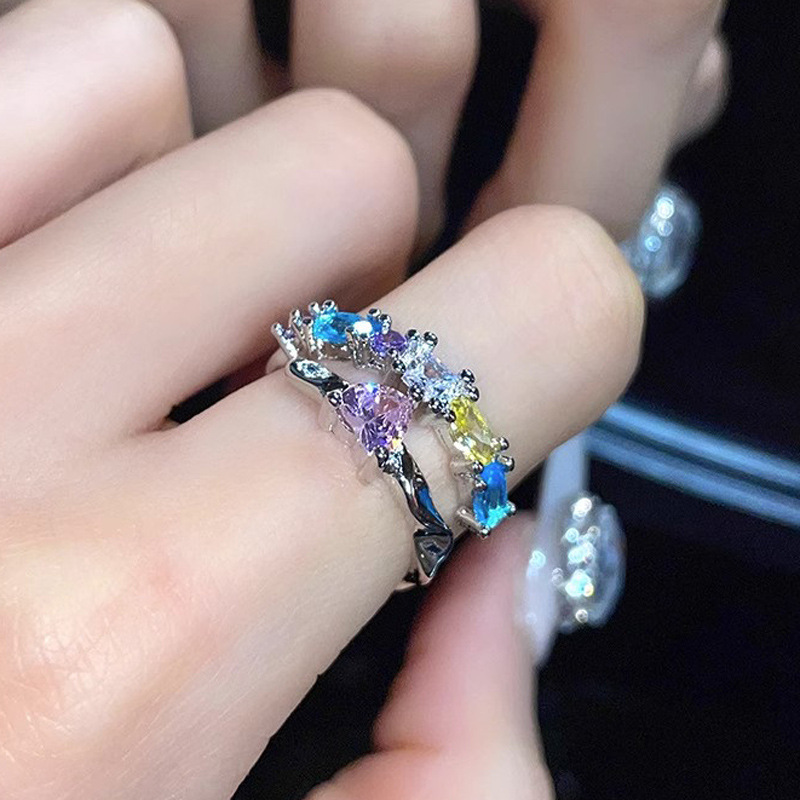 This is a light luxury and niche design for women, with a unique sense of sophistication. It features a sweet and cool zircon color contrast and a dreamy rainbow opening ring Specification drawing