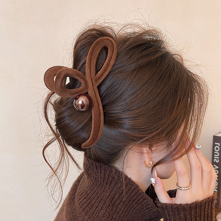 2025 New velvet bead gripper, large hairpin, women's high-end look, shark clip on the back of the head, hair clip headwear details Picture