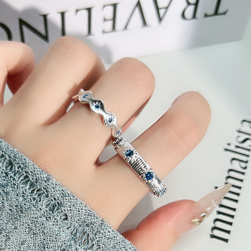 Retro brushed white, blue diamond wavy opening ring, a niche design for women, starlight light luxury, simple and versatile ring full figure