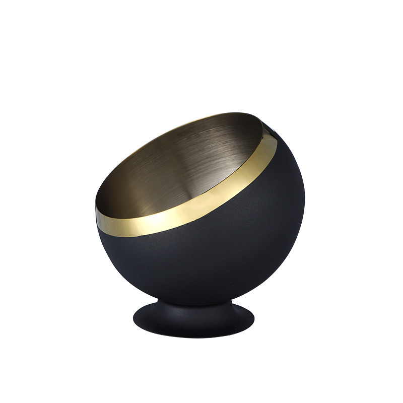 Stainless steel ashtrays, creative bars, KTV ashtrays, fashionable multi-functional Internet cafes, living rooms, offices, windproof cigarette cups Item Picture