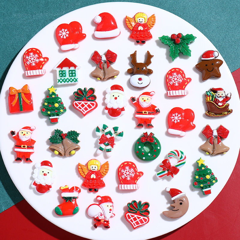 DIY Christmas accessories: Resin patch lucky bags, Santa Claus, Christmas tree, snowman, reindeer, socks, gloves and small accessories Application Scenario
