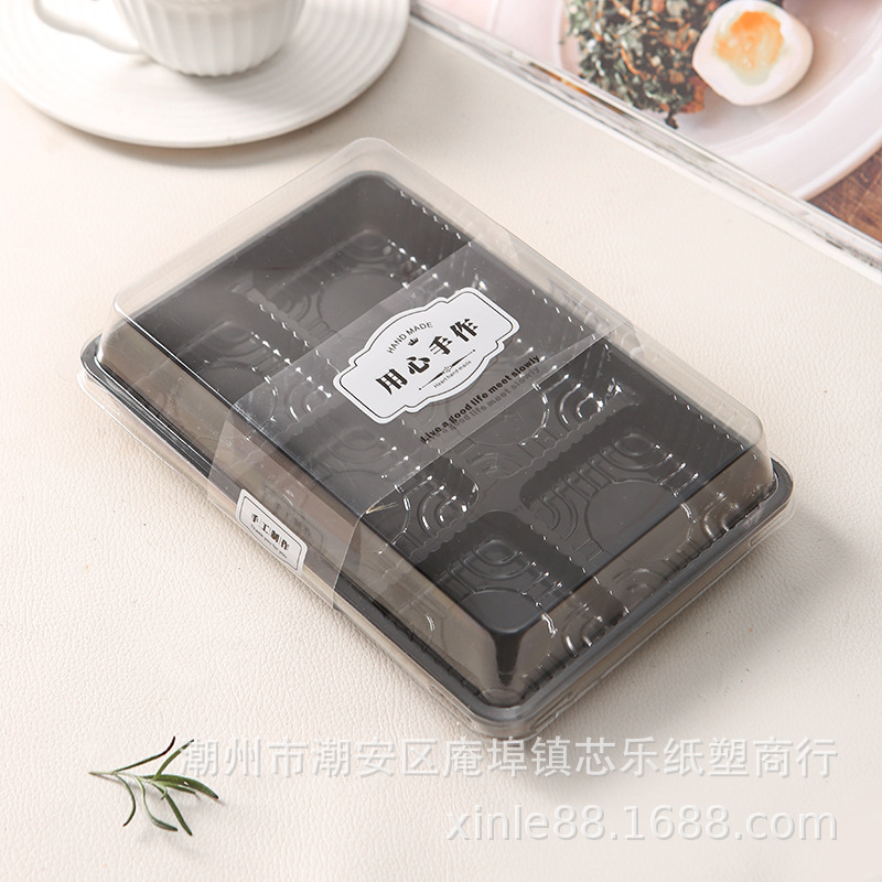 Green rice ball packaging box, mugwort Qingming fruit transparent packing box, snow plum girl egg yolk pastry baked transparent blister box Application Scenario