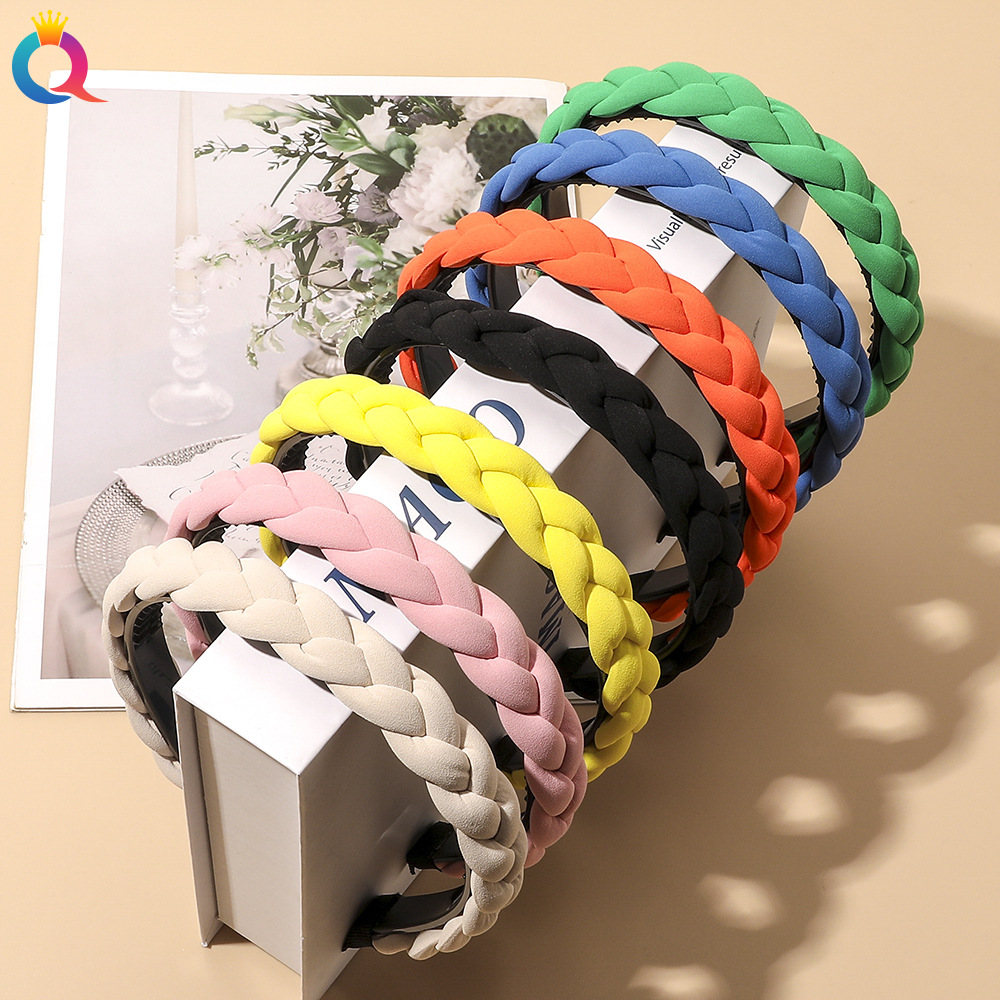 Qiyue's new spring braided hairband with teeth, simple and anti-slip, hand-woven braided headband, versatile hairpin details Picture