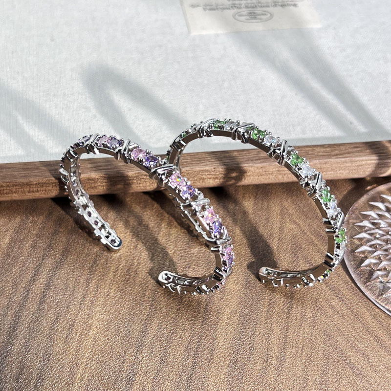Korean version exquisite colored diamond zircon inlaid cross bracelet, women's niche design sense, gender-neutral style, versatile and light luxury bracelet Application Scenario
