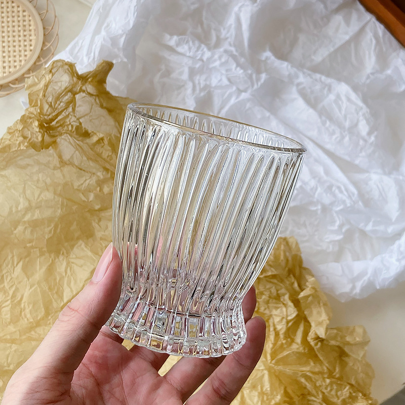 Boli Mei, a popular Korean Instagram-style glass wine glass, a small waist flame cup, an office home milk cup Specification drawing