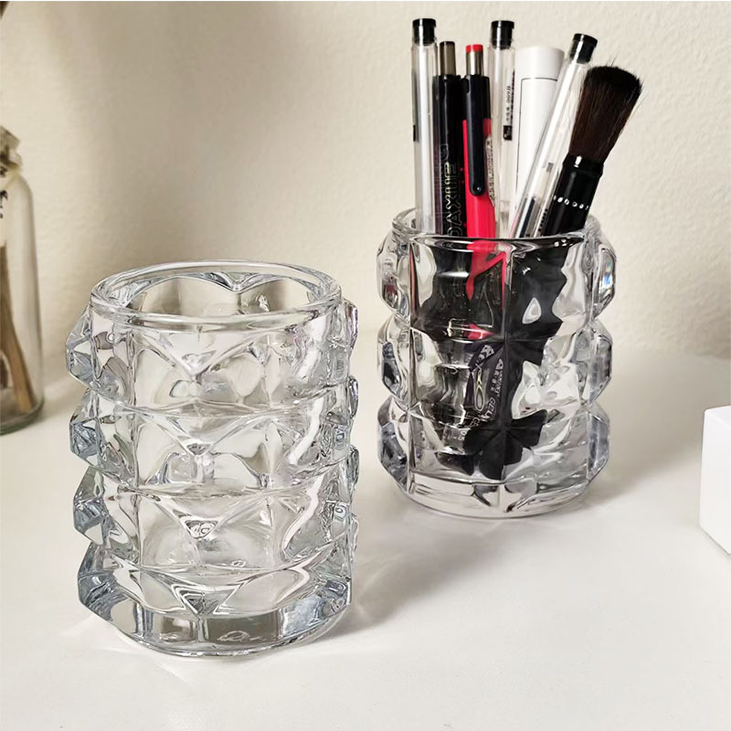 Korean-style transparent glass pen holder, irregular-shaped gemstone makeup brush holder, storage holder, pen holder, photo decoration, prop, and display item full figure