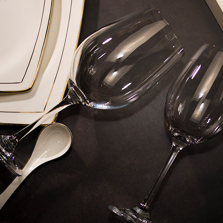 Wholesale of Bodor red wine glasses, transparent high-end glass goblets, household European-style large-belted wine glasses 3119 details Picture