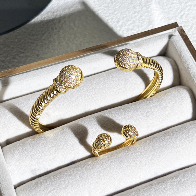 ins Twist thread round ball micro-inlaid bracelet ring set, women's retro style, light luxury, high-end, niche bracelet Specification drawing