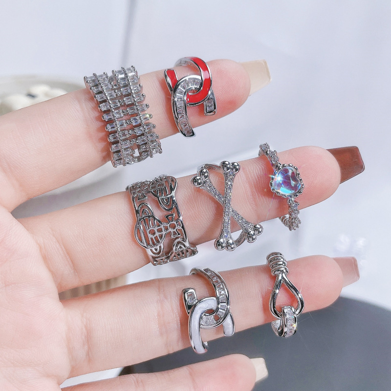 Irregular and simple Saturn open ring for women's niche style, versatile Y2K personalized, fashionable and exquisite food ring trend full figure