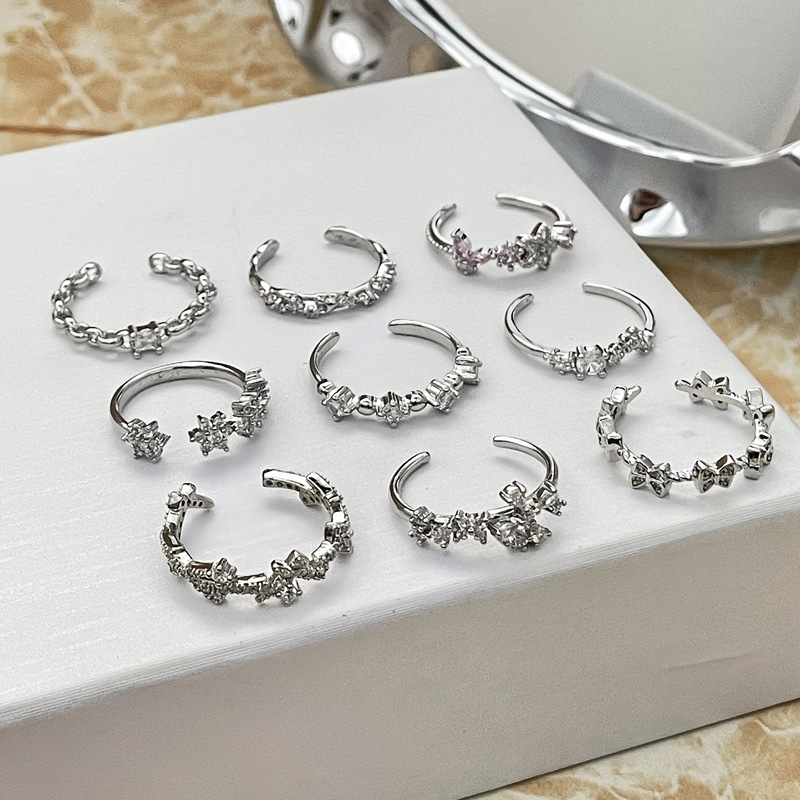 A delicate and light luxury small plain ring with an open opening for women on Instagram, featuring a cold style, sweet and cool, simple and fashionable design details Picture
