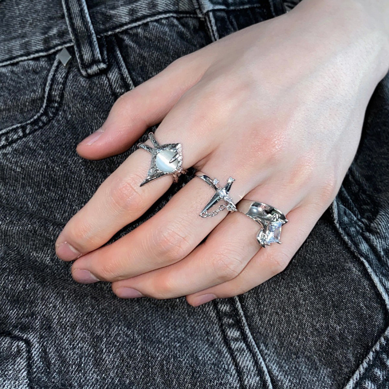Cross-star chain zircon open ring for women, irregular texture, niche design sense, fashionable and spicy girl personality ring details Picture