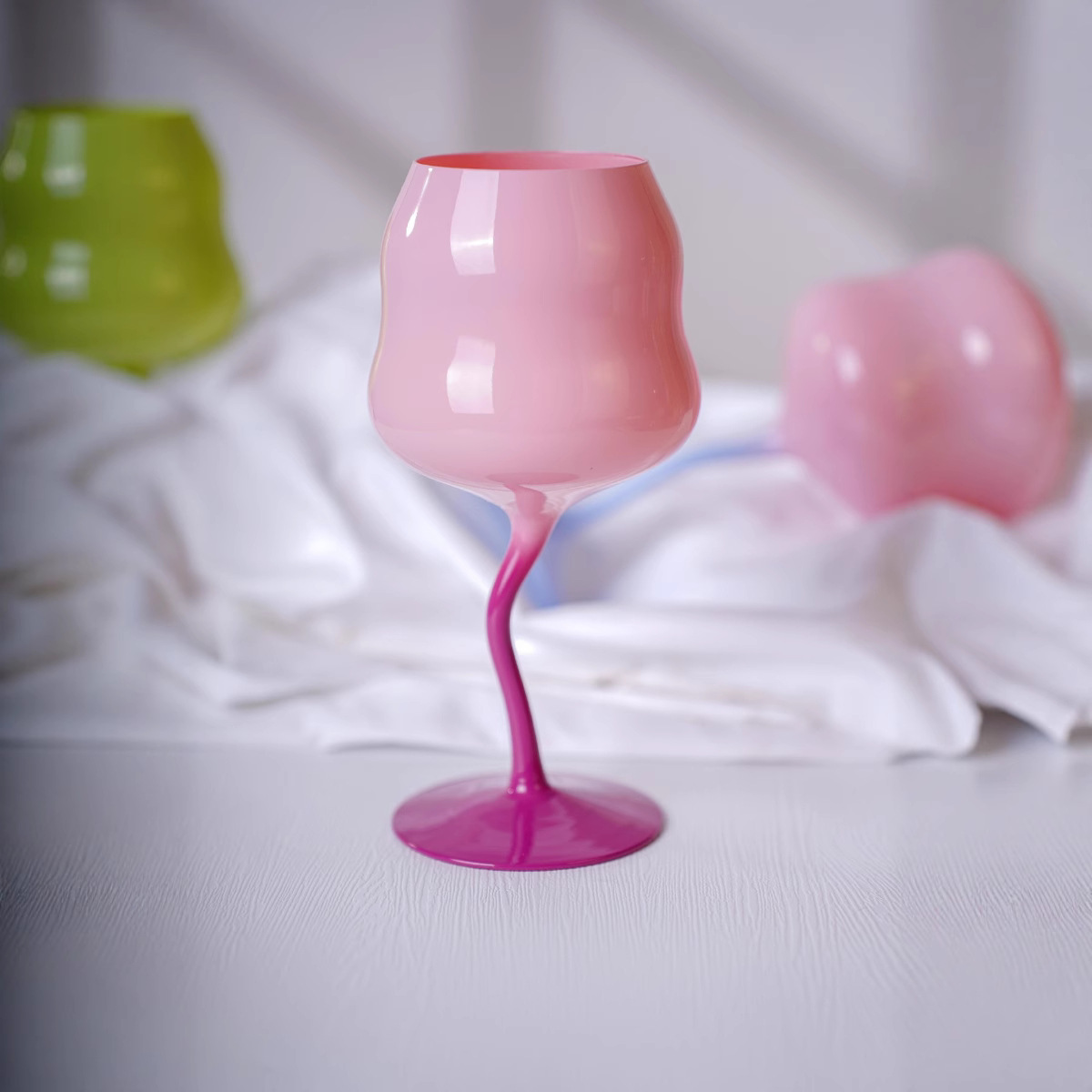 Candy-themed twisty cups, girlish cream cloud wine glasses, dopamine glass glasses, macaron wine glasses, highball glasses details Picture