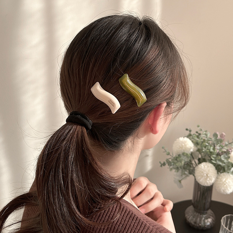 Toffee high-end acetate hair clip headwear, elegant and girlish bangs clip, forehead duckbeak clip, ins side clip Specification drawing