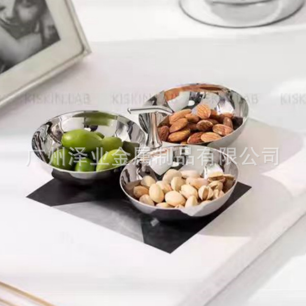 European-style 304 stainless steel three-head snack plate, creative tea and snack plate, restaurant coffee table, fruits, pastries, dried fruits, hand-held fruits Application Scenario