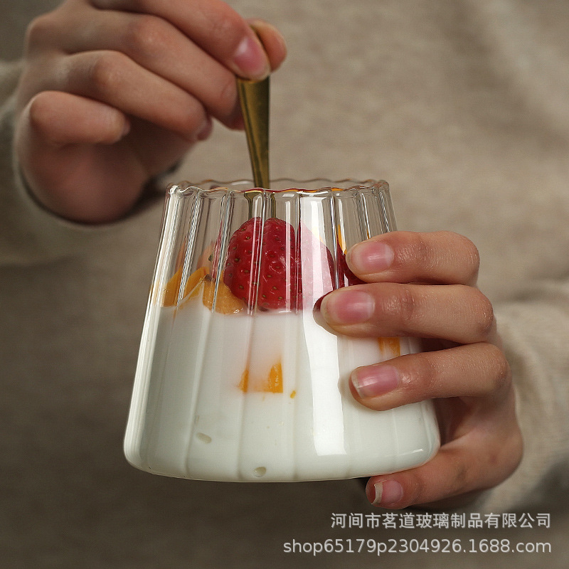Creative high boron glass cups with vertical patterns, transparent drinking cups, household tea cups, wine glasses, cold drinks, juice and coffee cups, ins details Picture