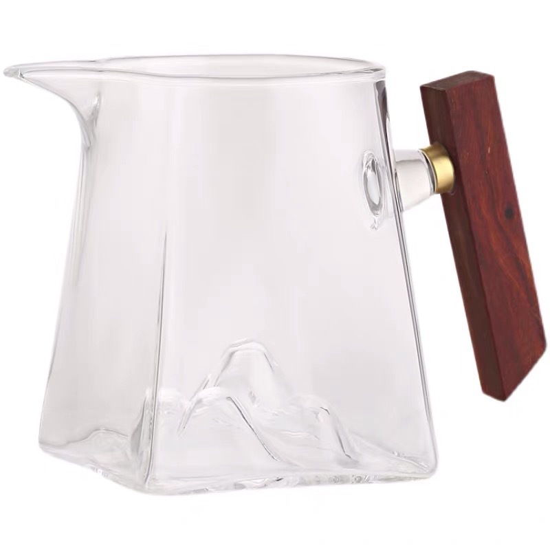 Household wooden handle glass viewing mountain tea strainer integrated public cup tea filter set, tea set accessories, tea distribution set, square fair cup Item Picture