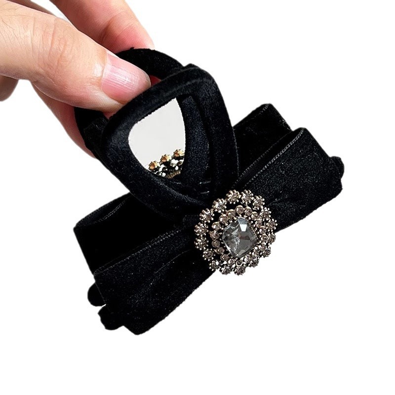 Black velvet bow hair clip with a high-end and exquisite water diamond claw clip, mid-sized shark clip for half-tying hair at the back of the head Item Picture