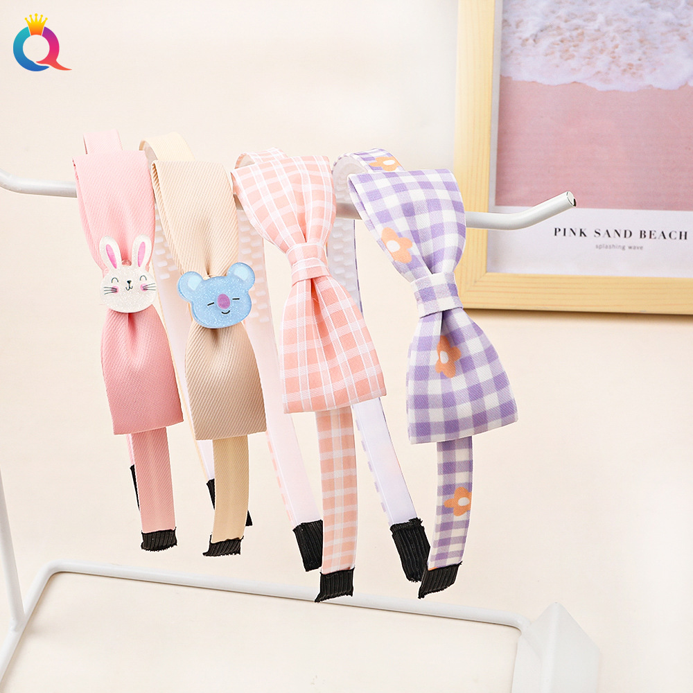 Qiyue Children's cute bow hair band for girls, anti-slip headband with teeth for pressing hair, wholesale hair clips and hair accessories Specification drawing
