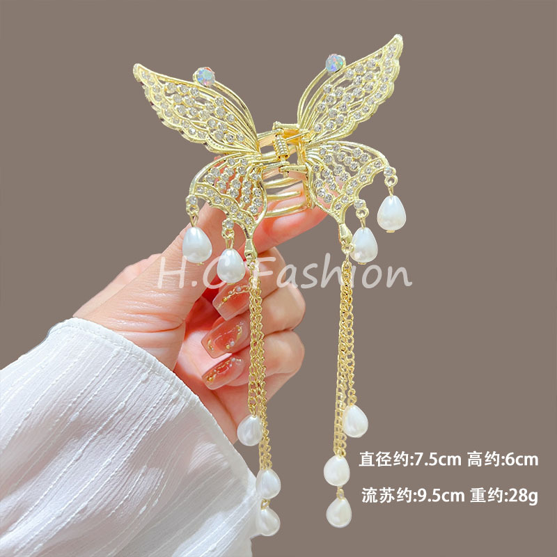 Super fairy lily orchid butterfly tassel grab clip, sweet and feminine charm, shark clip, high-end feel, half hair clip at the back of the head Application Scenario
