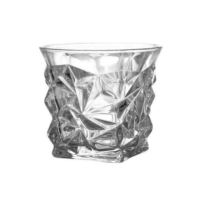 Wholesale European retro wine glasses, whisky glasses, crystal glass, beer sets Application Scenario