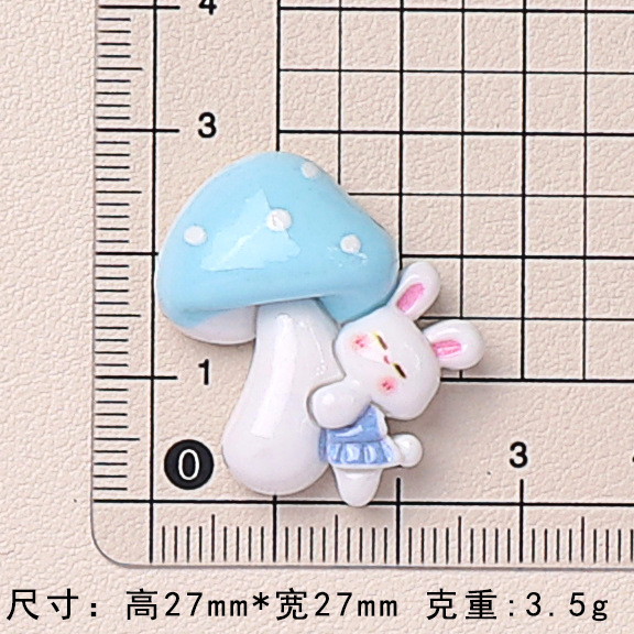 Smooth mushroom picking, little girl resin jewelry, small accessories, diy phone case, headwear, hair clip, fridge magnet, material matching Application Scenario