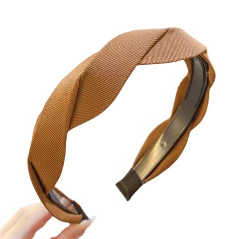 Retro twist hair band, women's face-washing hair tie, hair compression headband, popular hair clip, versatile outdoor hair band, spring and summer high-end feel Item Picture