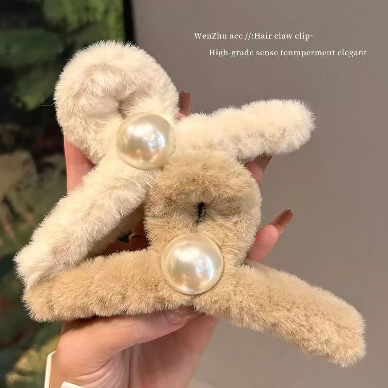 2025 Mid-style pearl inlaid plush hairpin for women Spring and Summer, new plush grab clip, large hair volume, multiple hairpin hair accessory Specification drawing