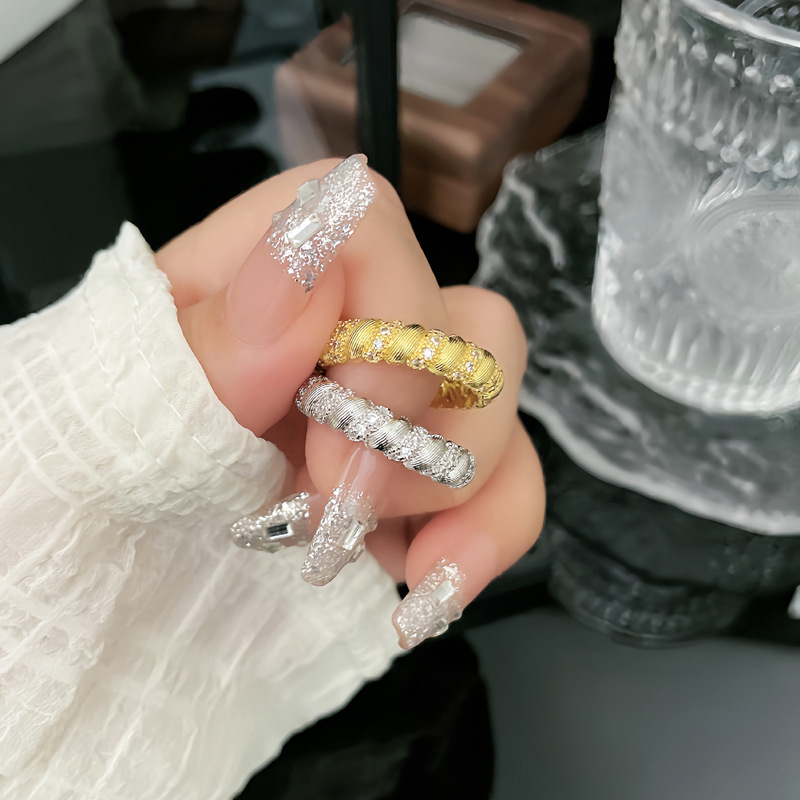2024 New retro lasselle ring open ring for women, unique personality, sweet, cool, exquisite, versatile and simple index finger ring full figure