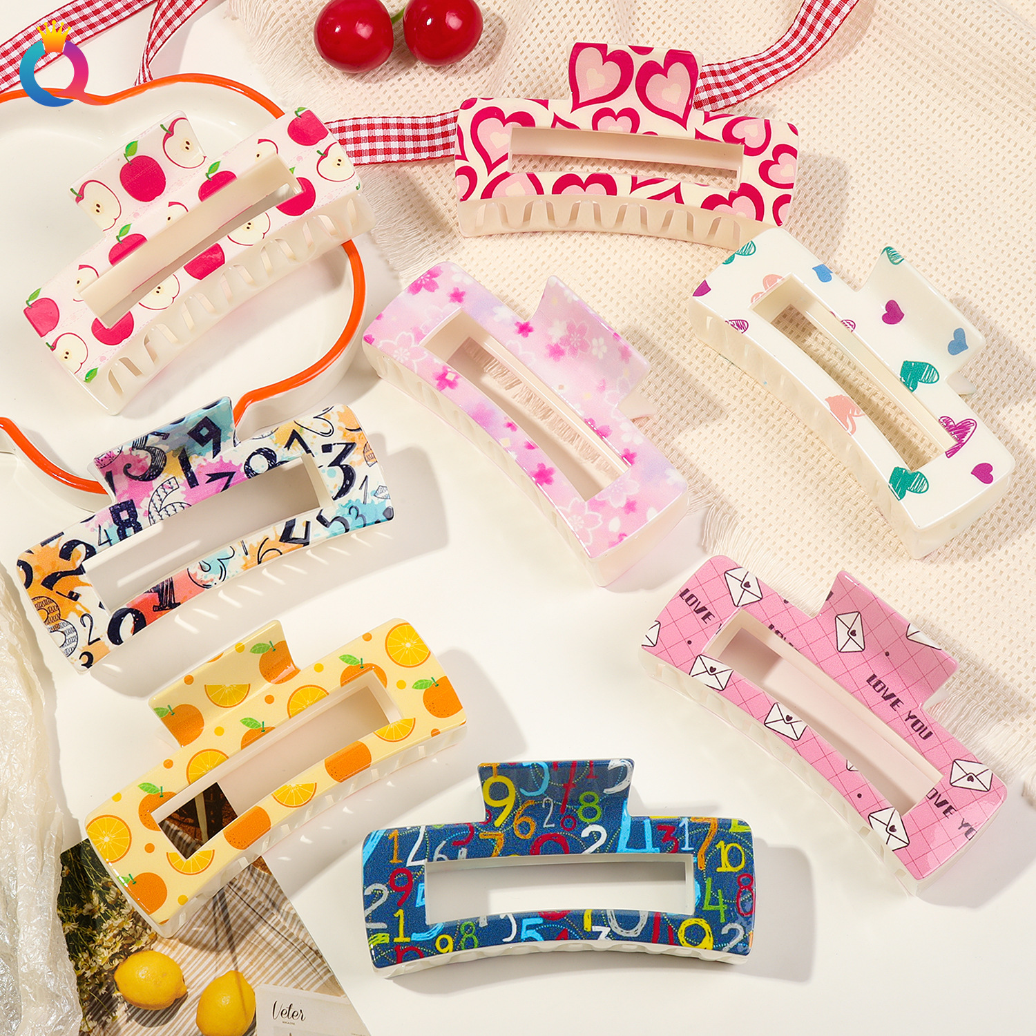 Qiyue Cross-border's new Korean-style simple and high-end UV-printed square hair clips, shark clips, headwear and hair accessories for women wholesale Application Scenario