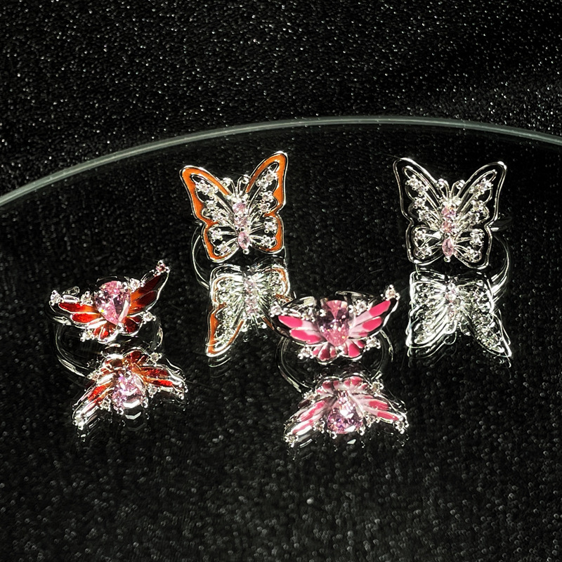 A high-end, light luxury butterfly drip glaze, niche open ring for women on Instagram, with a cold and elegant style, a fashionable index finger ring for hot girls full figure