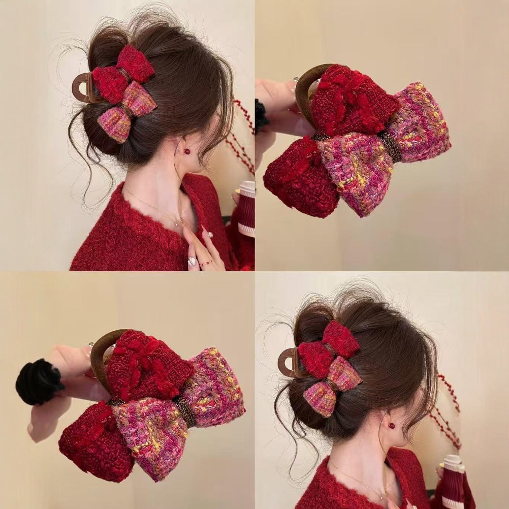A new high-end headpiece for spring and summer, featuring a little Chanel-style bow, plush claw clip, feminine charm, and a shark clip at the back of the head details Picture