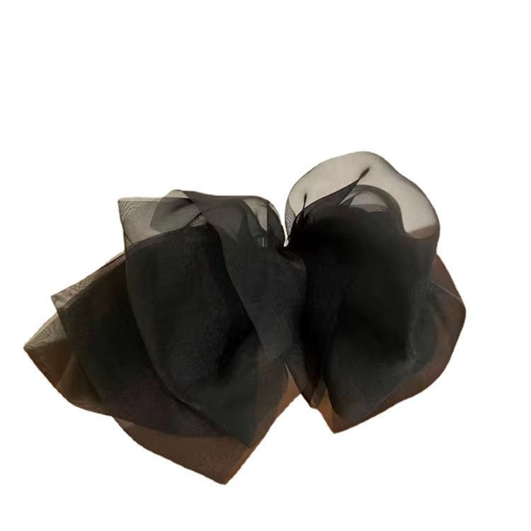 A super fairy-like French chiffon bow hair clip, a spring clip at the back of a woman's head, a sweet new trendy hair clip accessory Item Picture