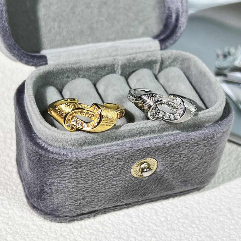 High-end, fashionable and individual Mobius brushed retro open-top ring, simple and gender-neutral couple ring for women Specification drawing