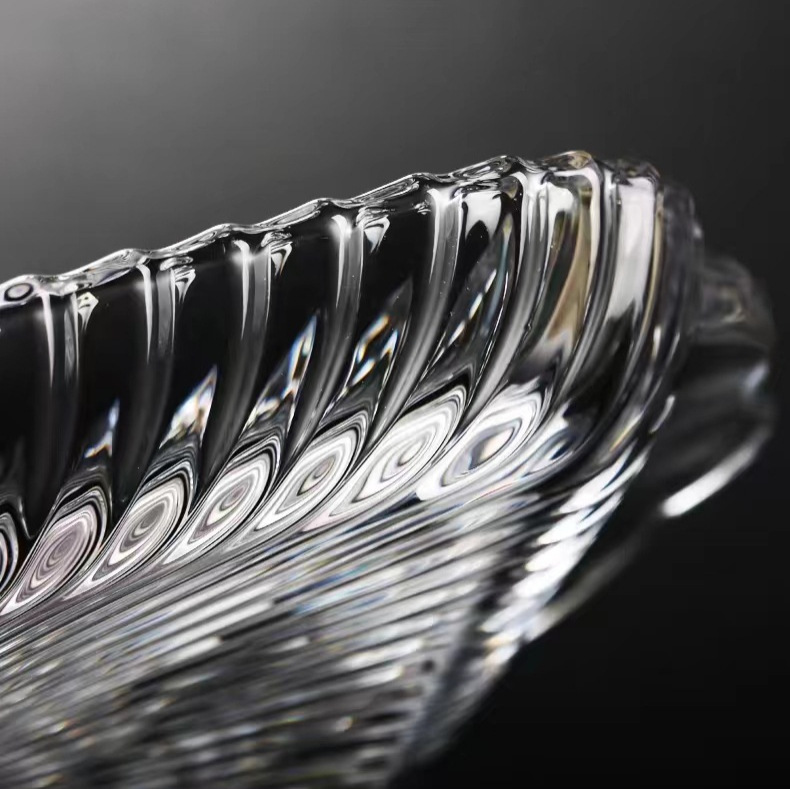 European-style crystal glass rectangular tray, fruit plate, creative engraved coffee table, water cup plate, fruit plate and dried fruit plate details Picture