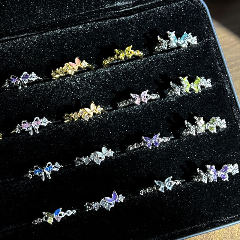 A sweet and cool Hong Kong-style micro-inlaid butterfly personalized open ring, a live-streaming bestseller by a super fairy, is a niche and light luxury index ring Specification drawing