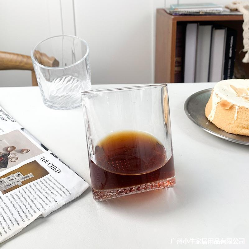 Creative tilted whisky cup, home cocktail cup, wine bar sweet wine glass, creative coffee cup Specification drawing