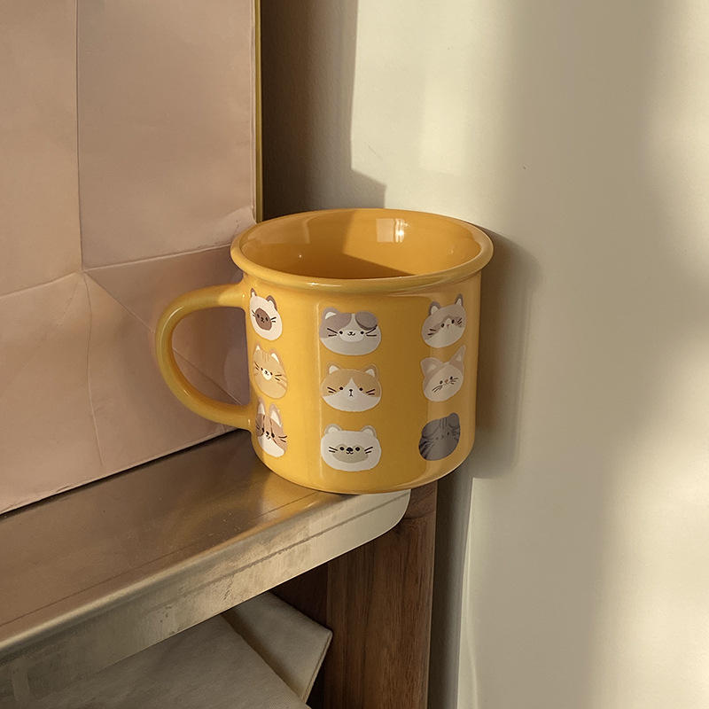 Homemade cute little cat flip mouth ceramic mug, a unique and interesting coffee cup and water cup gift, 270ml Item Picture