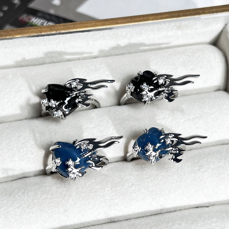 Trendy and individualistic irregular blue and black stone open ring for women, European and American punk high-end style neutral style index finger ring accessory Specification drawing