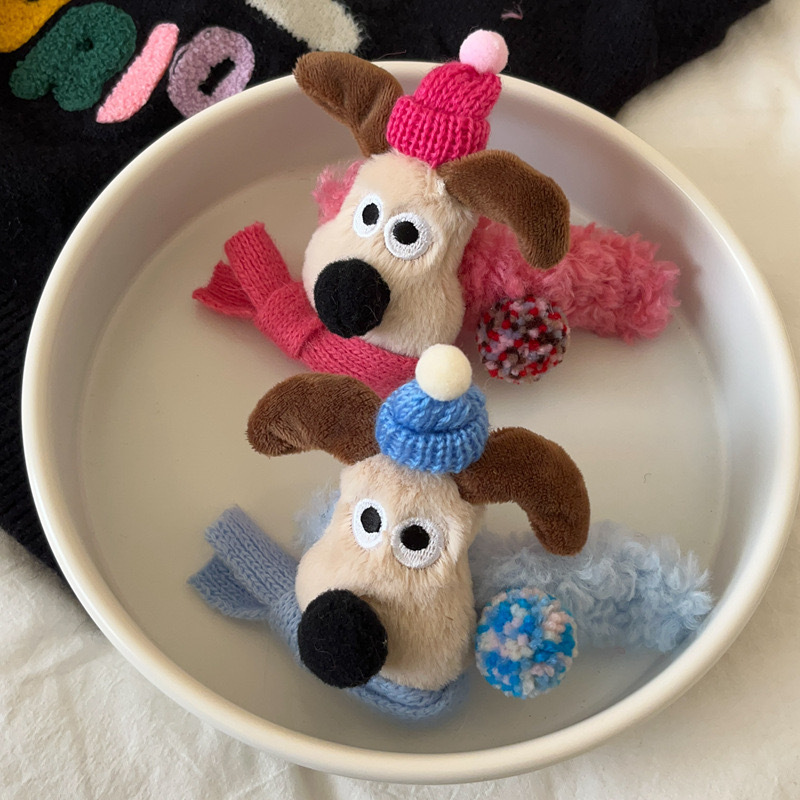 In 2025, a new large spring and summer plush bun hair accessory with a duckbill clip on the back of the head and a cute big face dog hair clip for girls will be launched Application Scenario