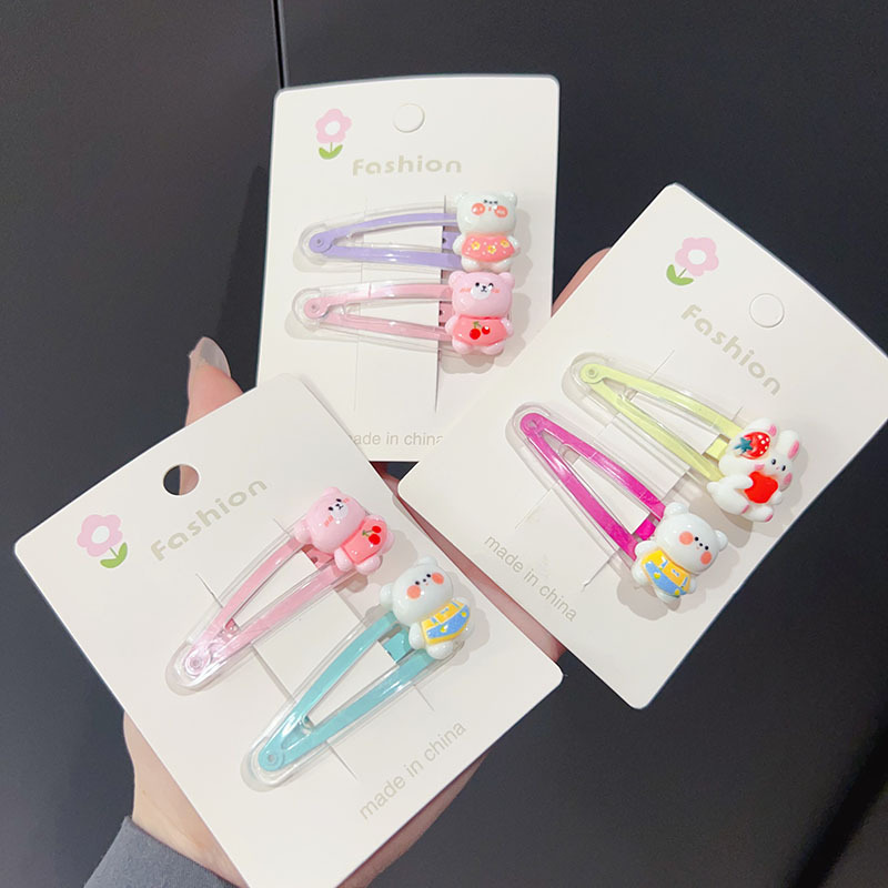 Baby girl hair clip, candy color, cute cartoon animal fruit bangs, bb clip, children's cute hair accessory clip for kids Application Scenario