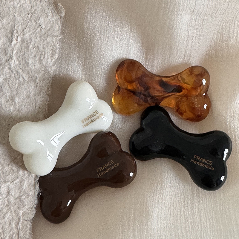 Personalized acetate bone hair clips, funny female bangs clips, forehead broken hair clips, cute side clips, side clips, hair clip clips Application Scenario