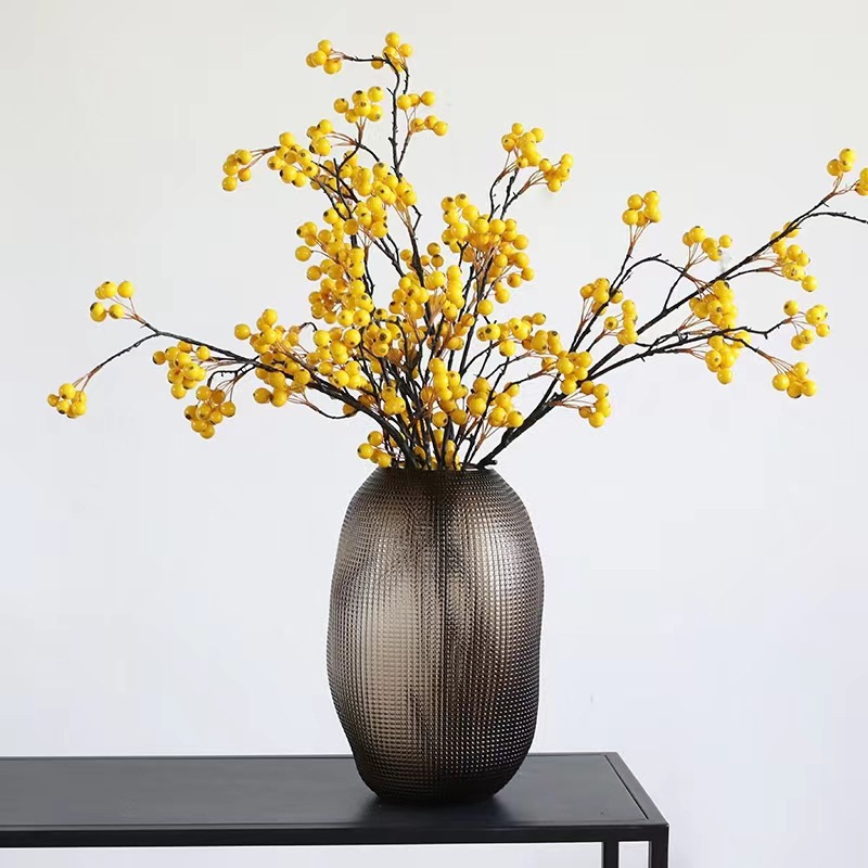 Modern minimalist Chinese-style living room dining table, artificial flower vase, decorative item, floral arrangement, home glass vase Application Scenario